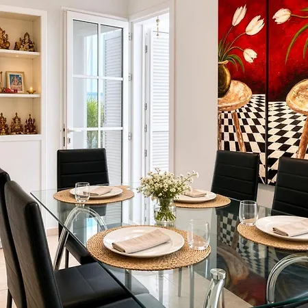 Casa Ganesh, - 8 Mins Walk To The * Puerto del Carmen (Lanzarote)